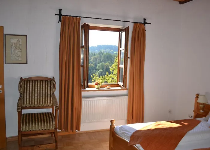 Schlossgaststaette Fuersteneck 3*